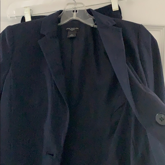 New pinstripe blue suit - Picture 5 of 10